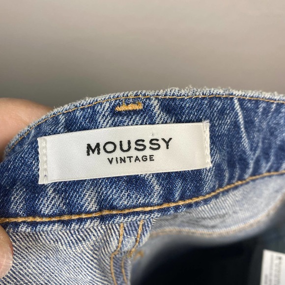Moussy Vintage Distressed High Rise Tapered Jeans Size 26 - Picture 7 of 9